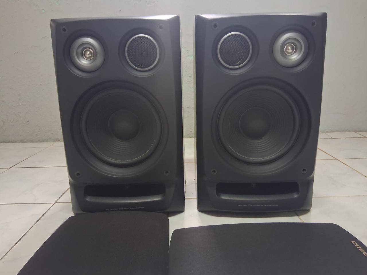 PARLANTES AIWA SX-Z2100YL